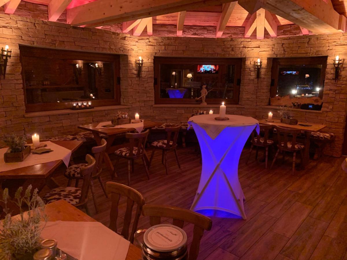 Hotel Alpenhof Markneukirchen Dış mekan fotoğraf