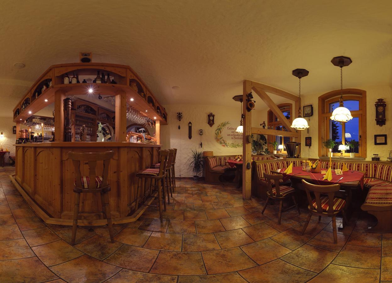 Hotel Alpenhof Markneukirchen Dış mekan fotoğraf